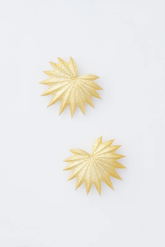 Large Statement Earrings For Fashionistas-Palm Earrings