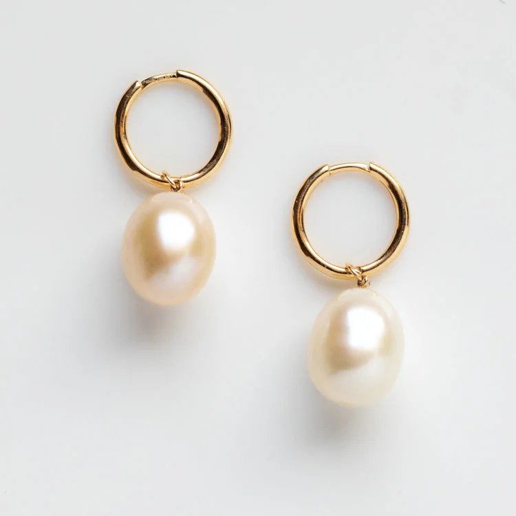 Silver Earrings For Office Look-Solid Gold Elegant Pearl Charm Huggies