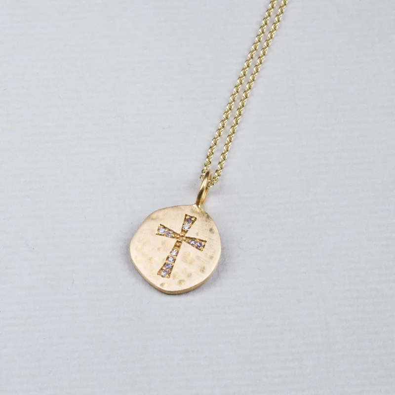 Personalized Heart Necklace For Special Gifts-14ct Gold Diamond Cross Pendant Necklace