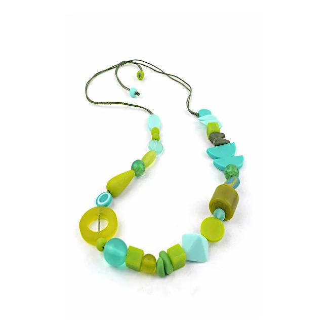 Simple Gold Necklace For Day-to-Day Style-Aqua & Green Adjustable Resin Necklace