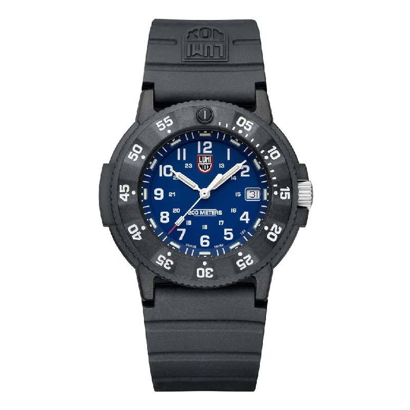 Women’s Watches With Diamond Accents-Luminox Original Navy Seal Series 3003.EVO