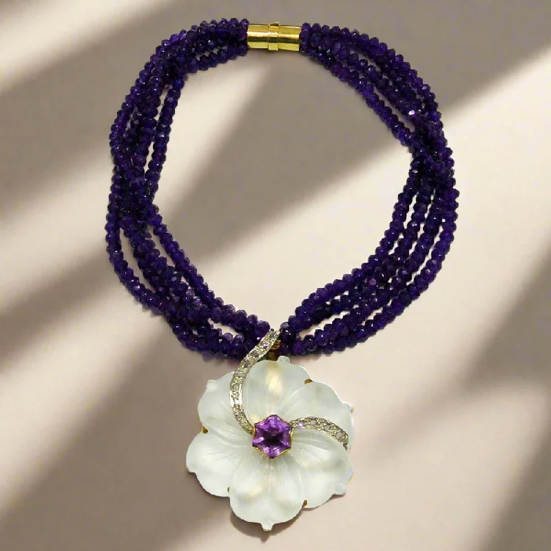 Colorful Beaded Necklace For Holiday Look-Necklace in 18k gold Rock crystal flower with diamonds and amethyst