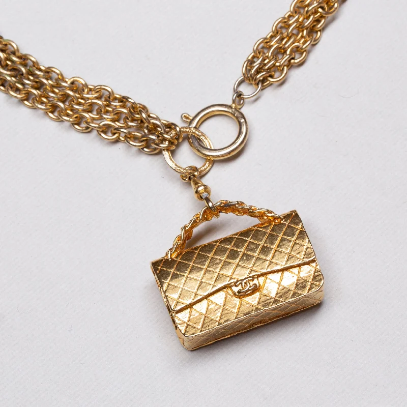 Chunky Statement Necklace For Bold Fashion-Vintage Chanel Gold Classic Flap Pendant Chain Necklace / Belt